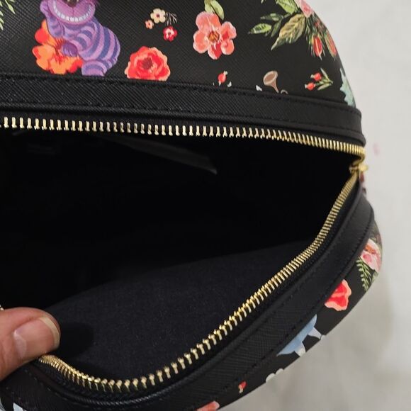 Disney Alice in wonderland loungefly AOP - Picture 4 of 7